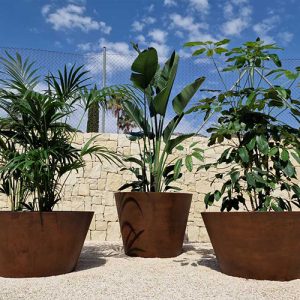 Jardineras cónicas